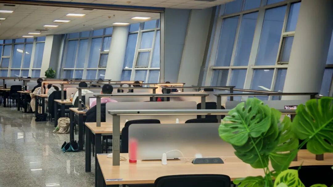 大连理工大学图书馆学习空间，方法共学栏目配图